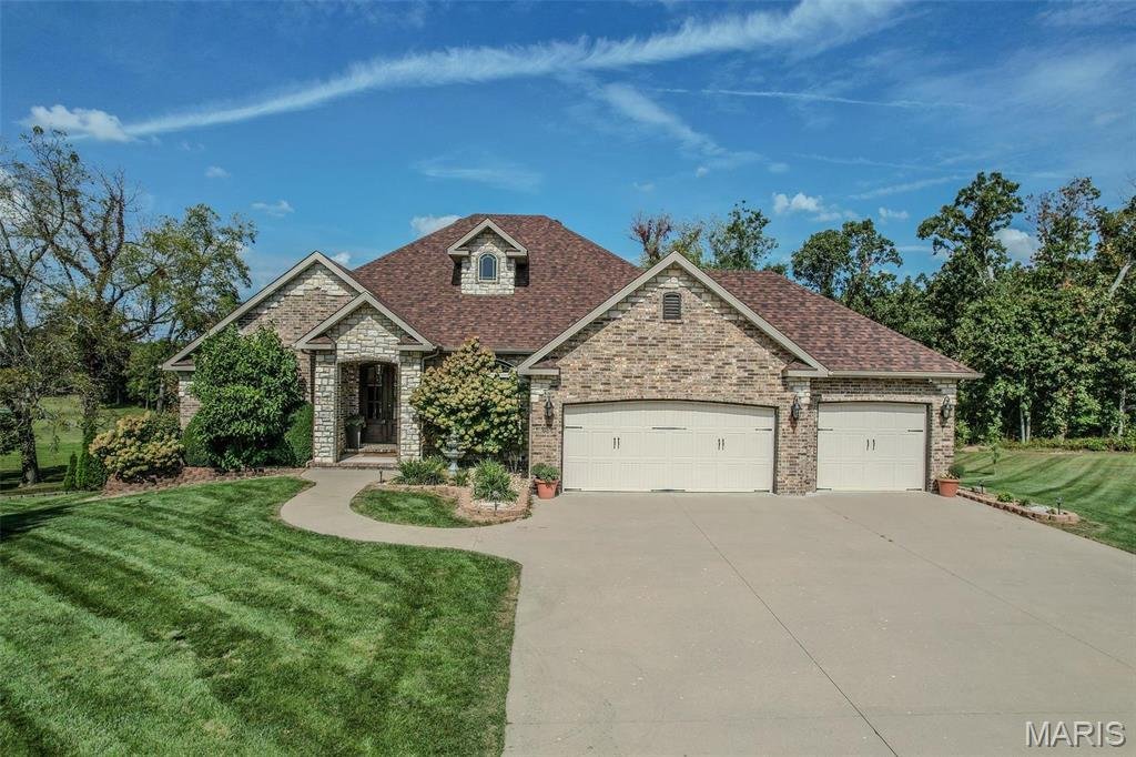 House in Lebanon, Missouri, United States 1 - 18131775