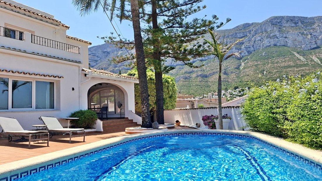Chalet in Denia, Valencian Community, Spain 2 - 16604197