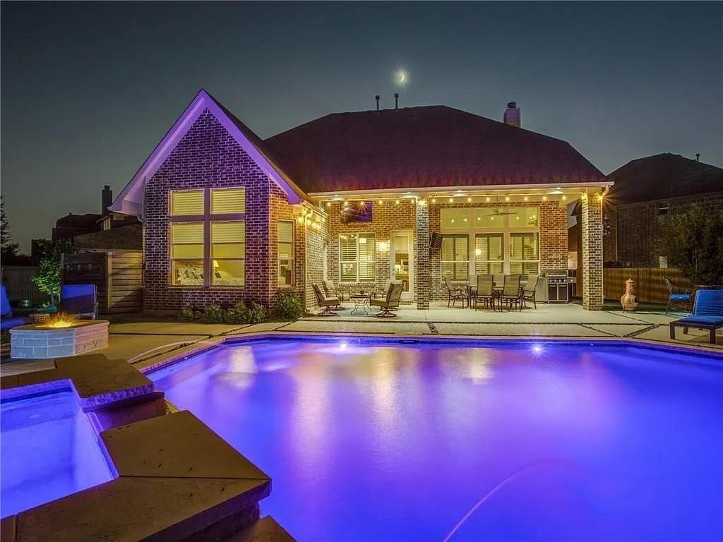 House in Frisco, Texas, United States 5 - 18132583