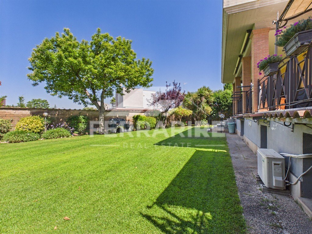 Villa en Área de Aurelia - Val Cannuta - Ergifee, Roma, Italia 3 - 18131386