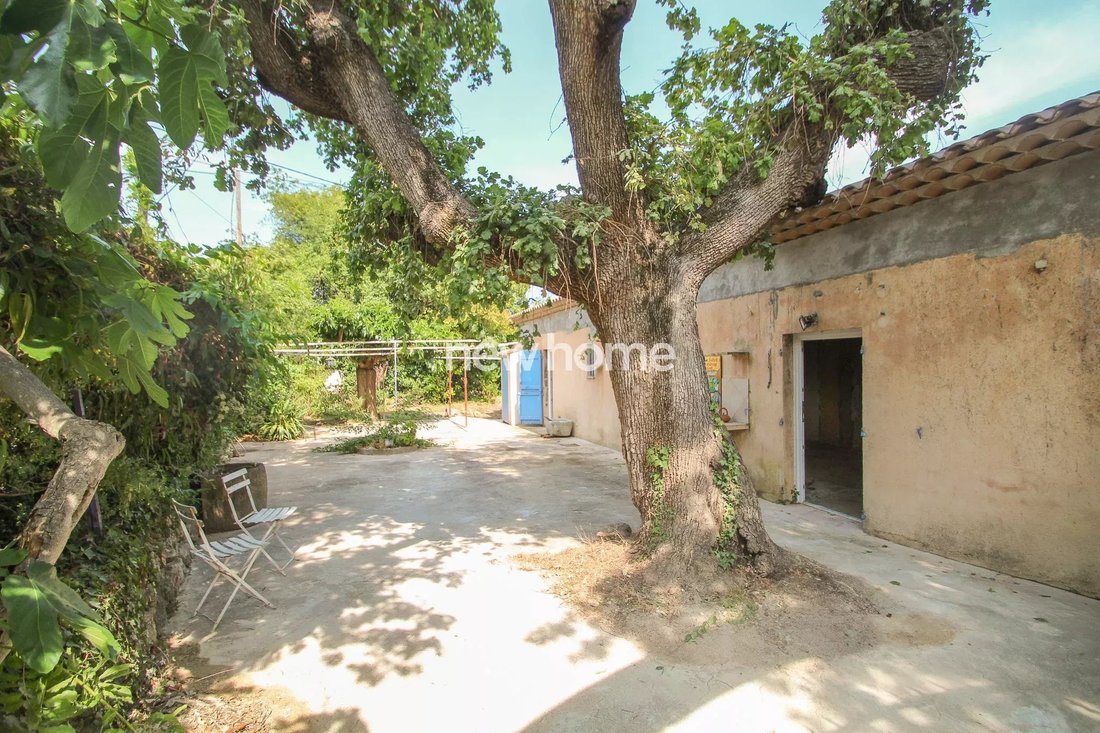 House in Châteauneuf-Grasse, Provence-Alpes-Côte d'Azur, France 2 - 18133670