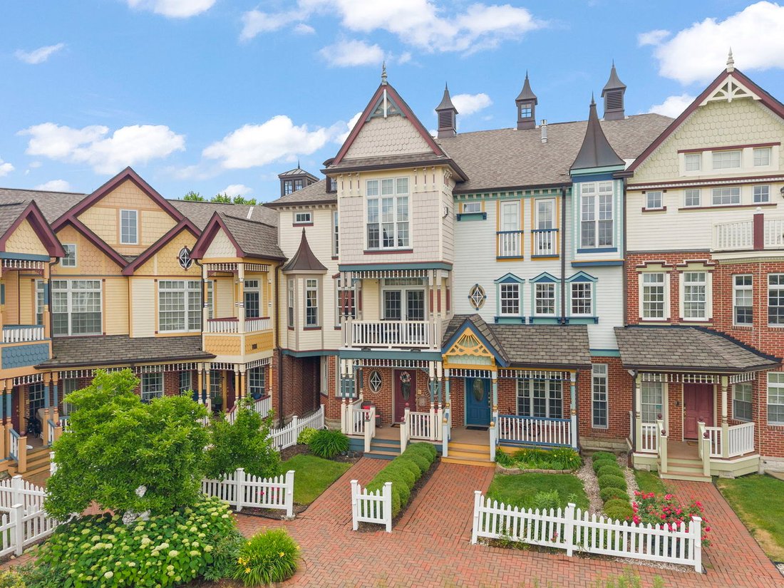 Condo in Naperville, Illinois, United States 2 - 18132688