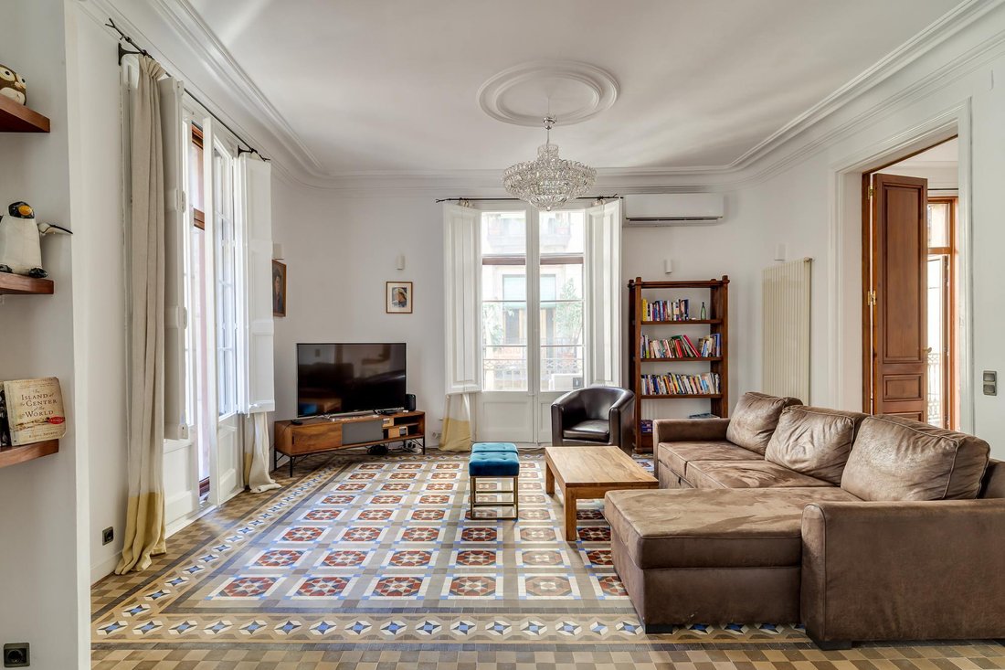 Apartment in Ciutat Vella, Barcelona, Spain 2 - 18128144