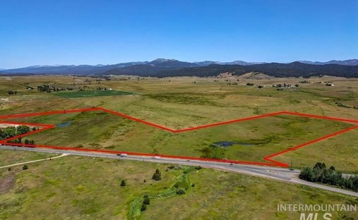 Land in Donnelly, Idaho, United States 1