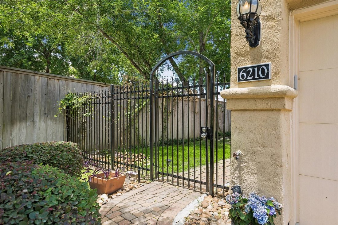 Townhouse in Houston, Texas, United States 2 - 18128197
