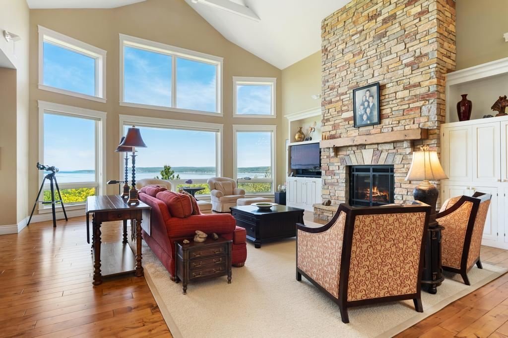 House in Petoskey, Michigan, United States 4 - 18128672
