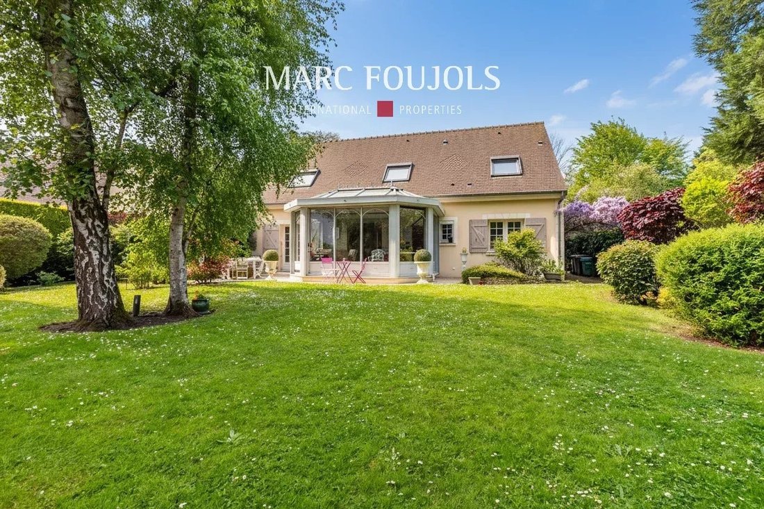 House in Gouvieux, Hauts-de-France, France 2 - 18130135