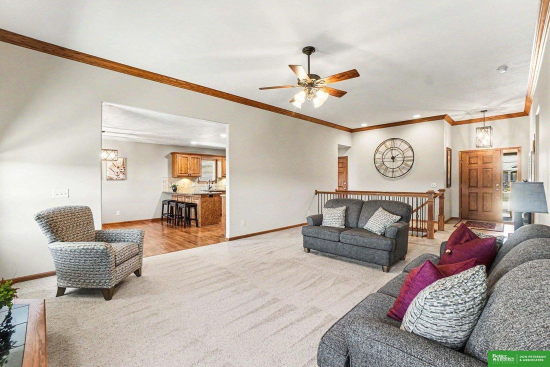 House in Fremont, Nebraska, United States 4 - 18129471