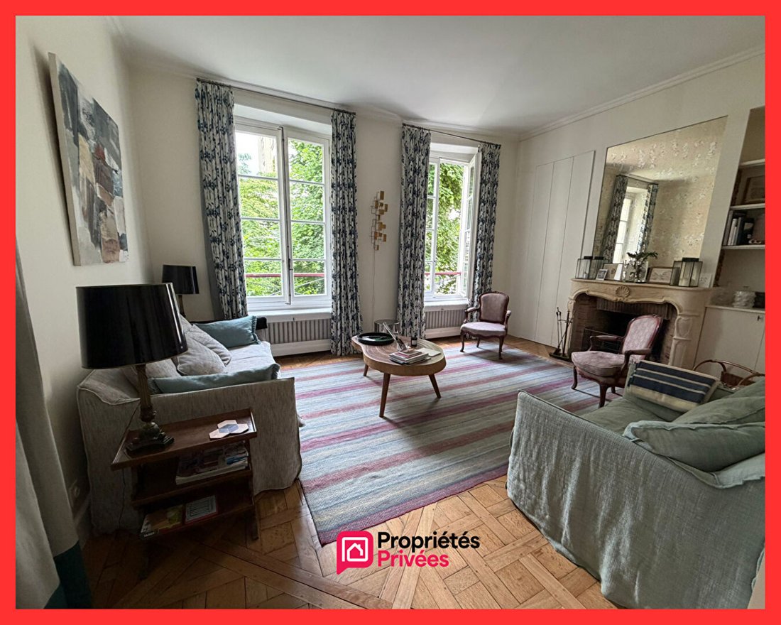 Apartment in Saint Thomas d'Aquin, Paris 7e Arrondissement, Paris 4 - 18115021