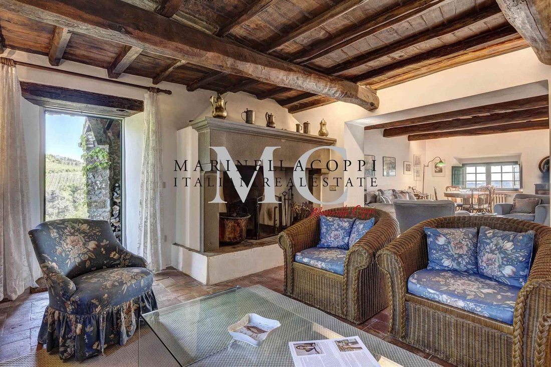 Estate in Montefioralle, Greve in Chianti, Tuscany 3 - 18133375