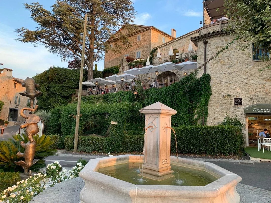 Villa in Mougins, Provence-Alpes-Côte d'Azur, France 3 - 17618324