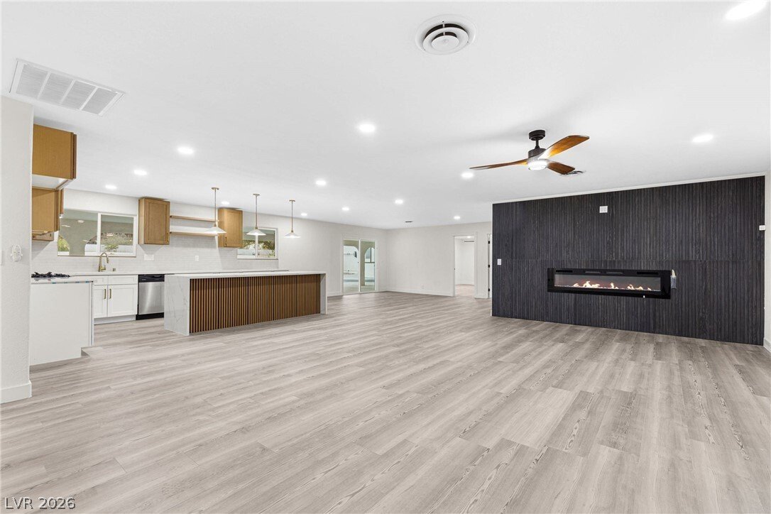 House in Henderson, Nevada, United States 2 - 18132088