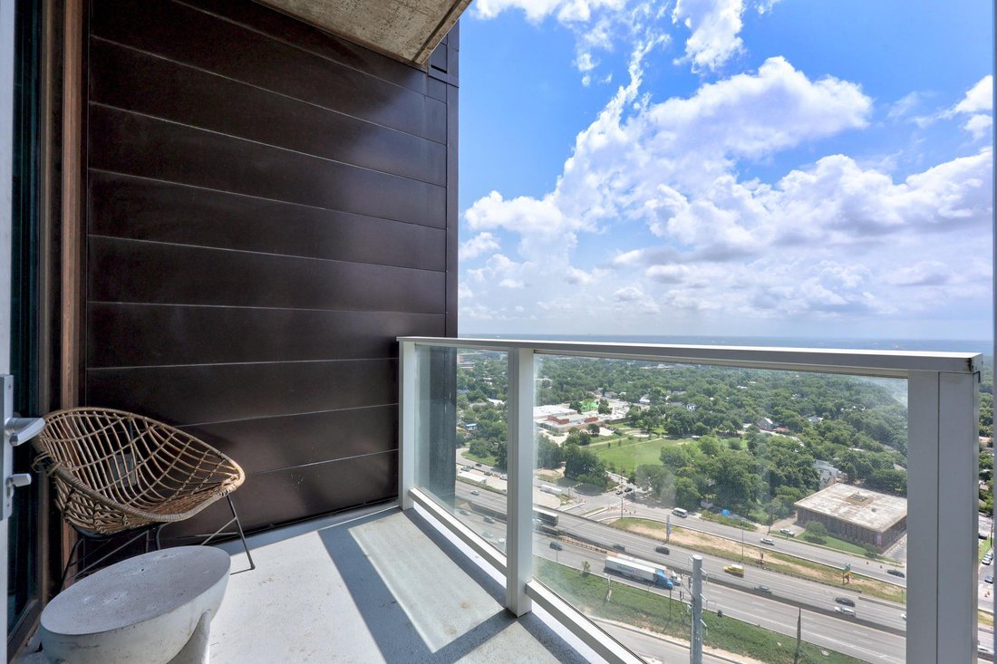 Condominio a Austin, Texas, Stati Uniti 2 - 18128540