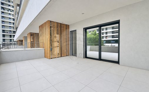Apartment in Alges, Linda-a-Velha e Cruz Quebrada-Dafundo, Lisbon, Portugal 1