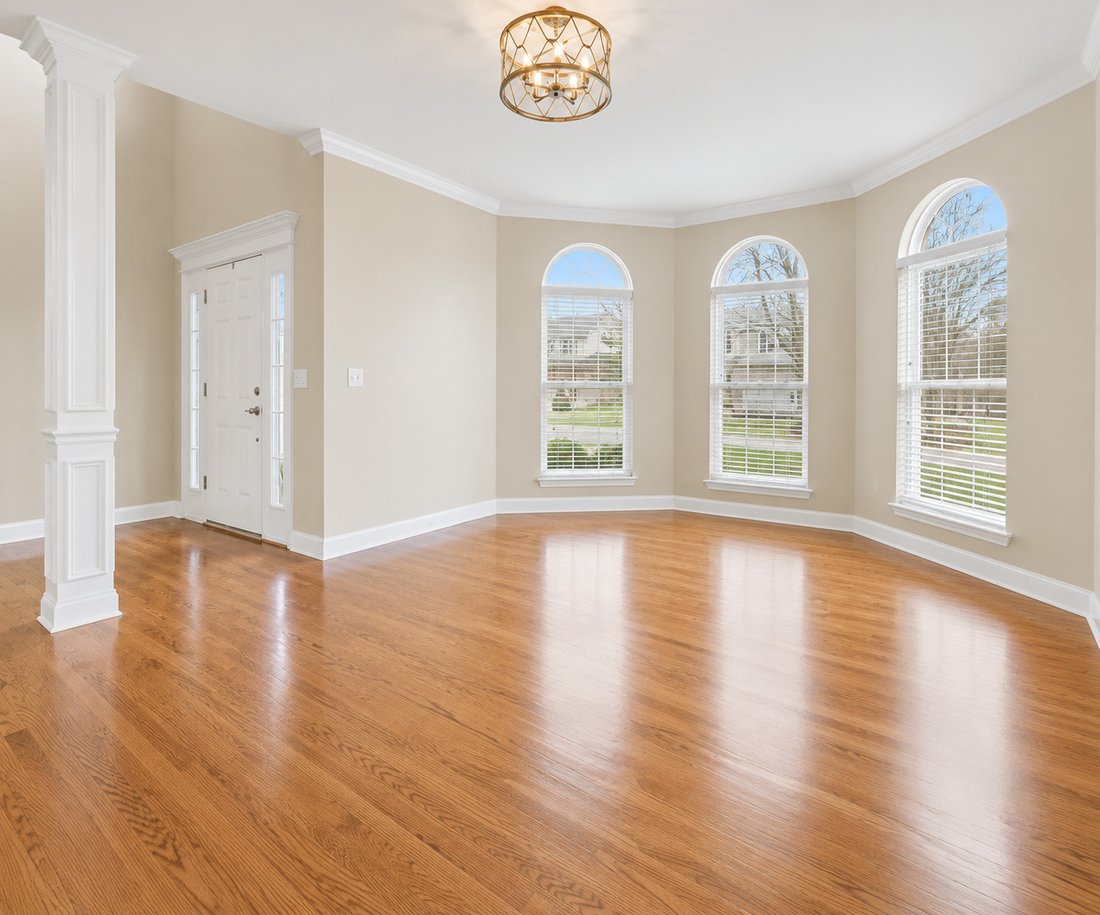 House in Joliet, Illinois, United States 3 - 17969376