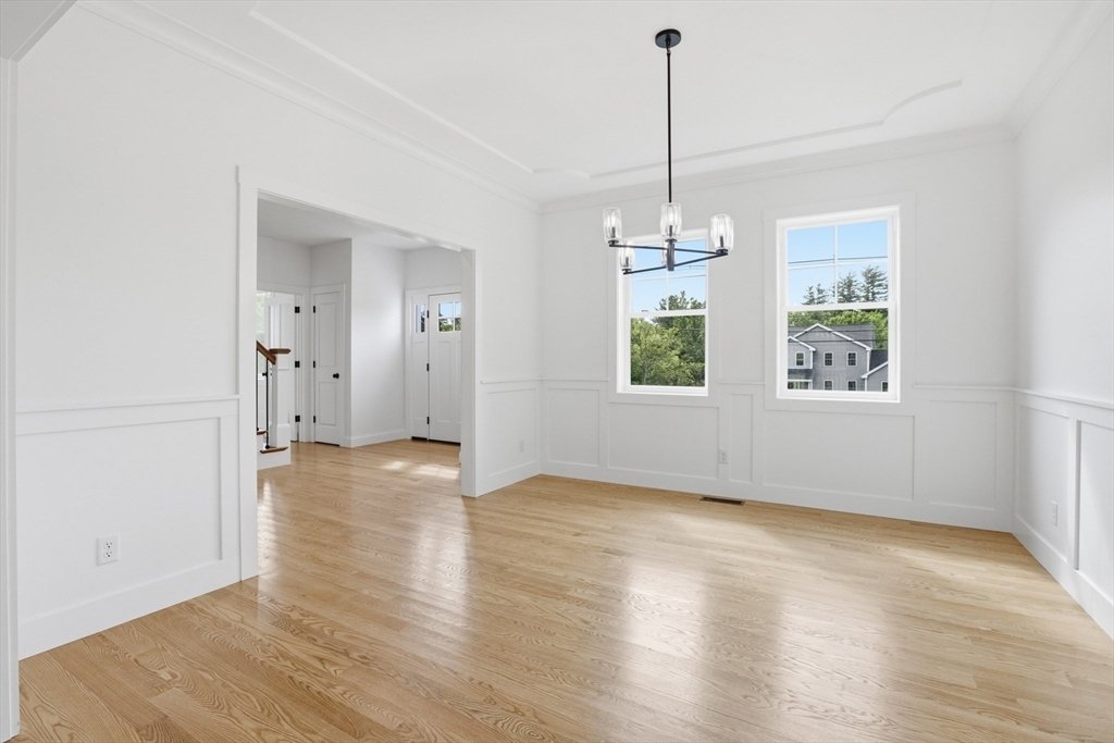 House in Dracut, Massachusetts, United States 4 - 18129491