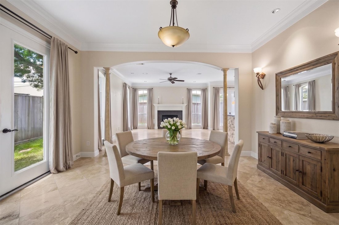 Townhouse in Houston, Texas, United States 3 - 18128197