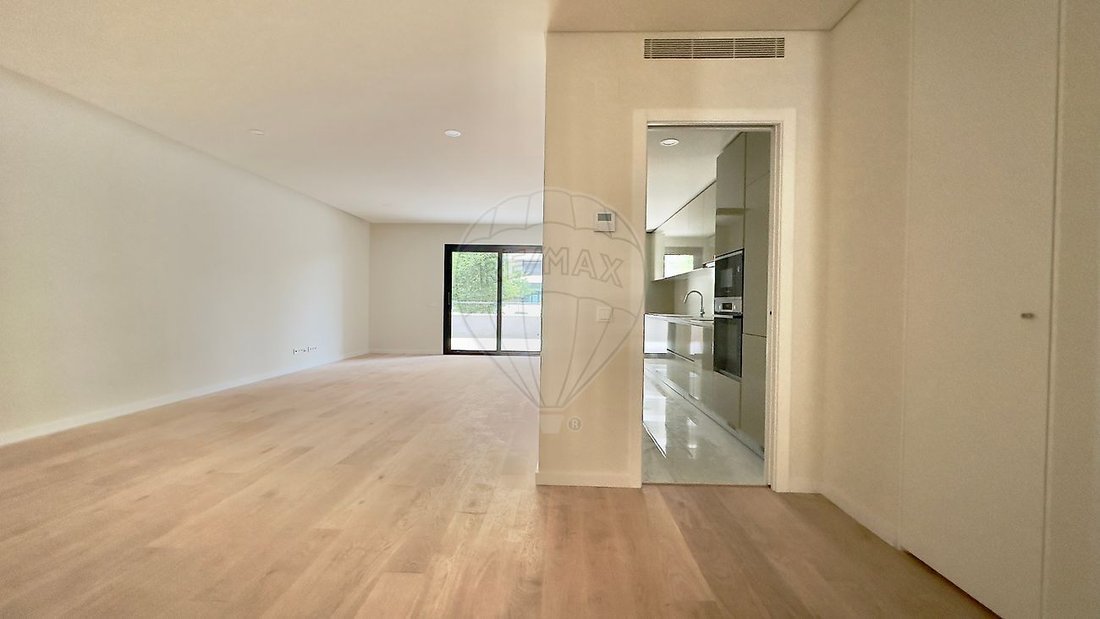 Apartment in Alges, Linda-a-Velha e Cruz Quebrada-Dafundo, Lisbon, Portugal 5 - 18128837