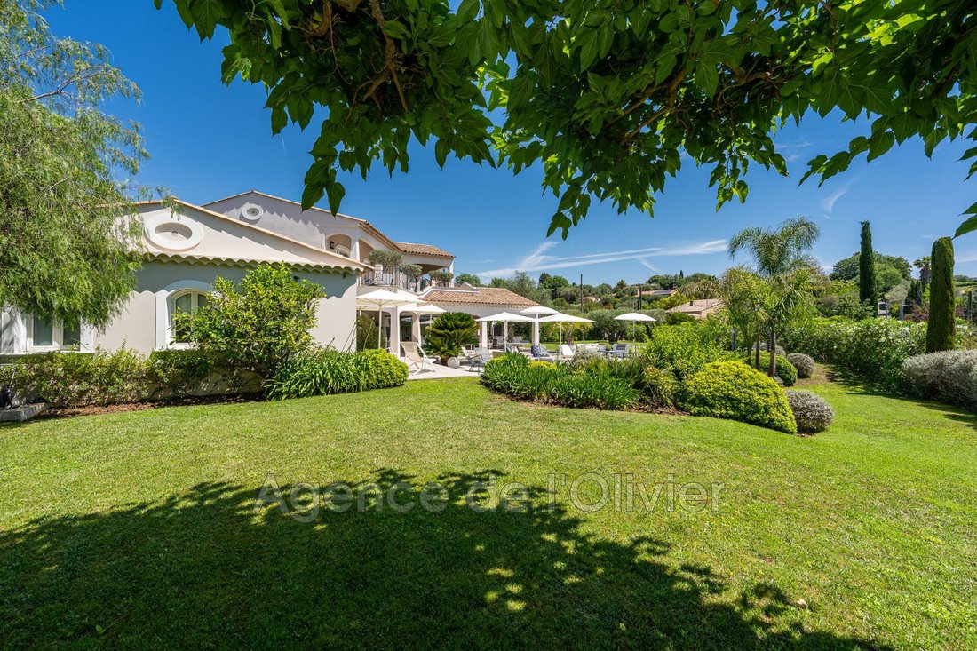 Villa in Le Rouret, Provence-Alpes-Côte d'Azur, France 4 - 18129875