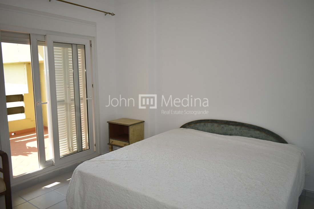 Townhouse in Sotogrande, San Roque, Andalusia 4 - 18127652