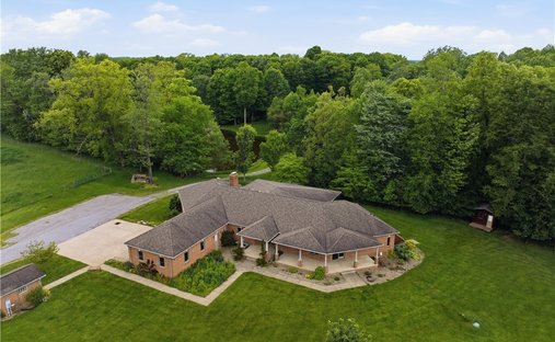House in East Rochester, Ohio, United States 1