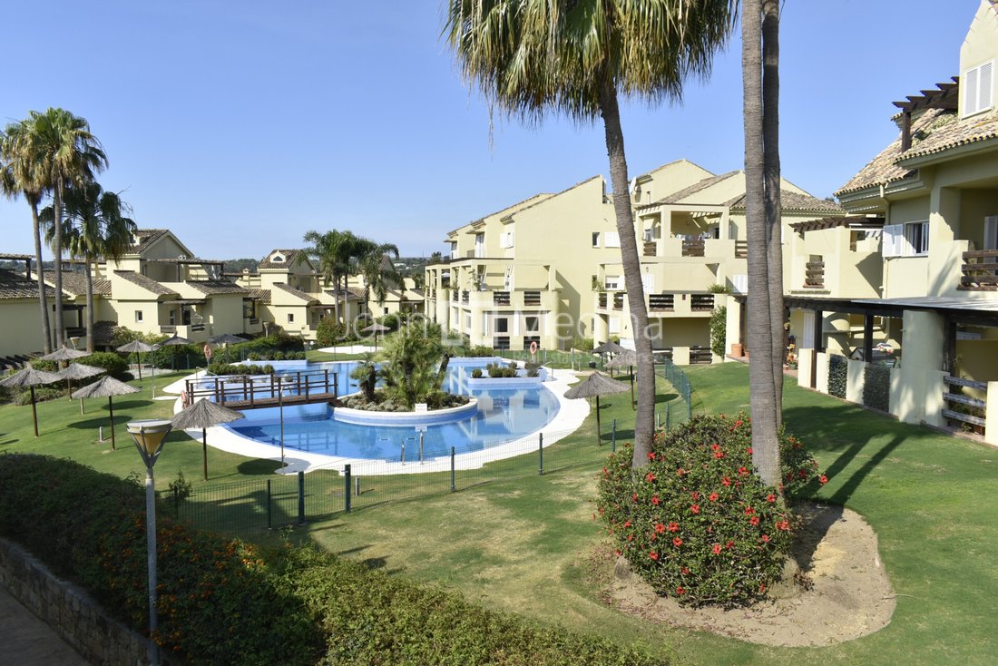 Townhouse in Sotogrande, San Roque, Andalusia 1 - 18127652