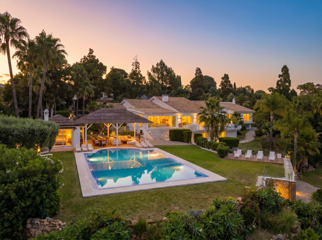 Villa in Elviria-Cabopino, Marbella, Spain 1 - 18127958