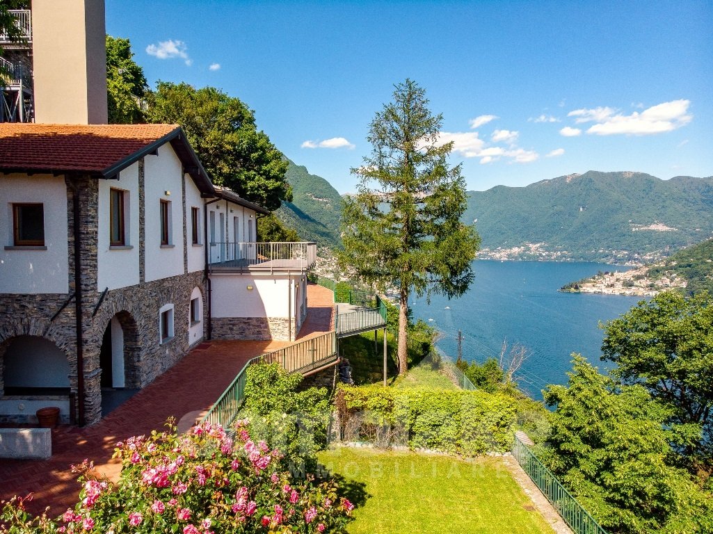 Villa in Cernobbio, Lombardy, Italy 1 - 18127054