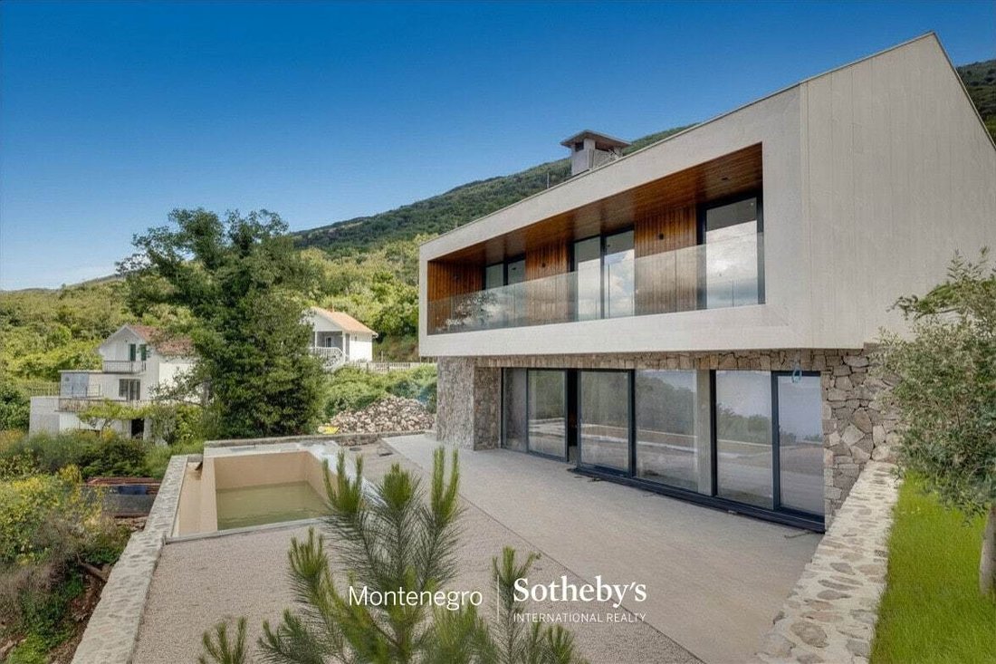 Apartment in Tivat, Tivat Municipality, Montenegro 4 - 18130178