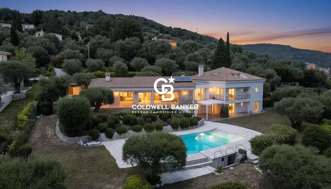 Villa in Nice, Provence-Alpes-Côte d'Azur, France 1 - 18127528