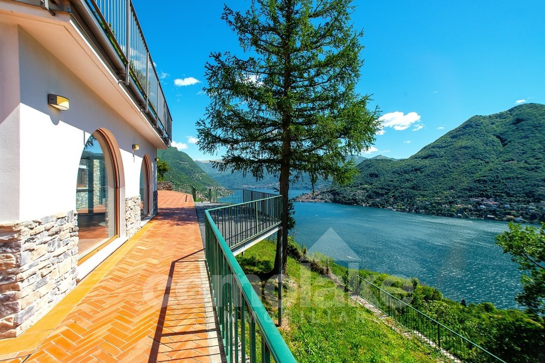 Villa in Cernobbio, Lombardy, Italy 2 - 18127054