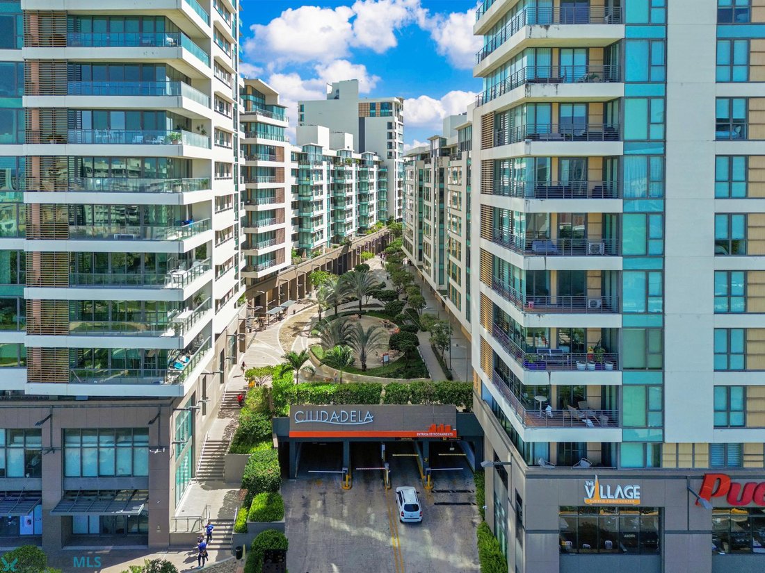 Apartment in San Juan, San Juan, Puerto Rico 1 - 18128268