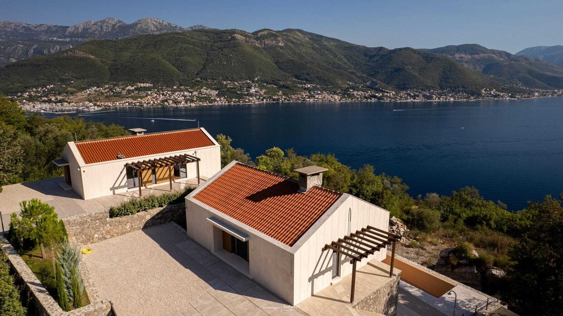 Apartment in Tivat, Tivat Municipality, Montenegro 2 - 18130178