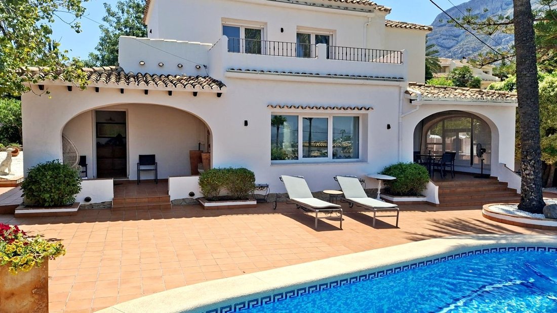 Chalet in Denia, Valencian Community, Spain 1 - 16604197