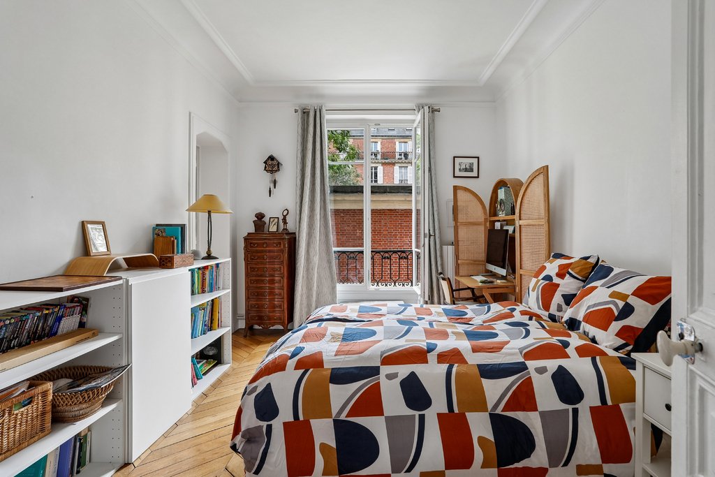 Apartment in Gros Caillou, Paris 7e Arrondissement, Paris 5 - 18130107