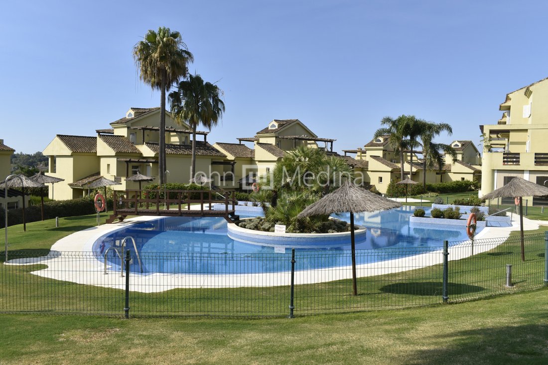 Townhouse in Sotogrande, San Roque, Andalusia 4 - 18127652