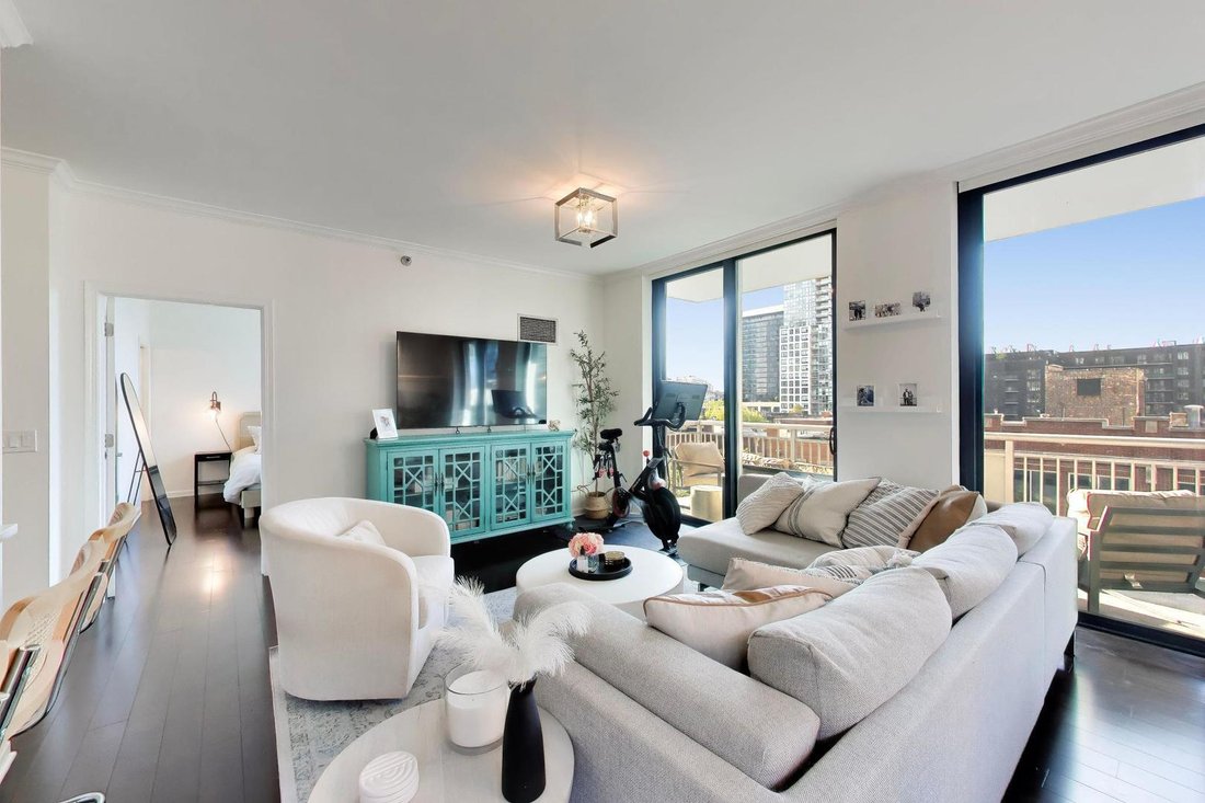 Condo in Chicago, Illinois, United States 4 - 18132680