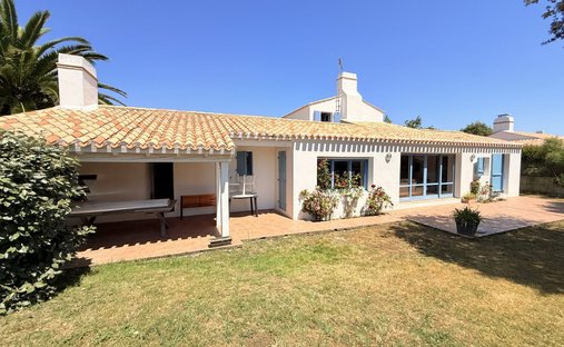 House in Noirmoutier Centre, Noirmoutier-en-l'Île, France 1