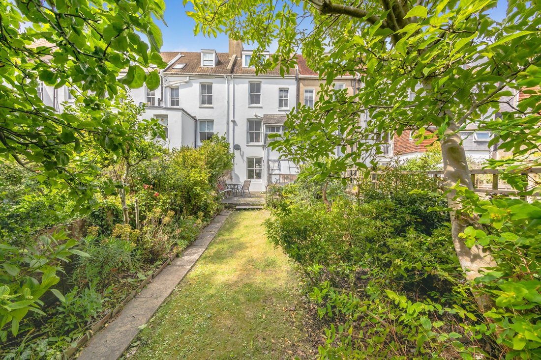 House in Lewes, England 1 - 18130089
