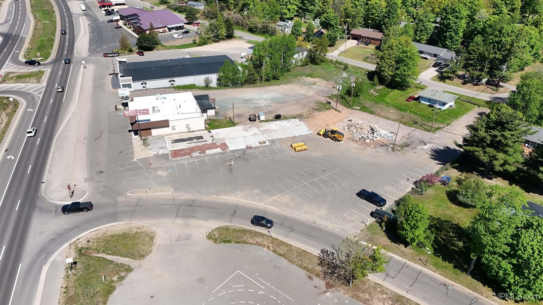 Land in Marquette, Michigan, United States 2 - 18131019