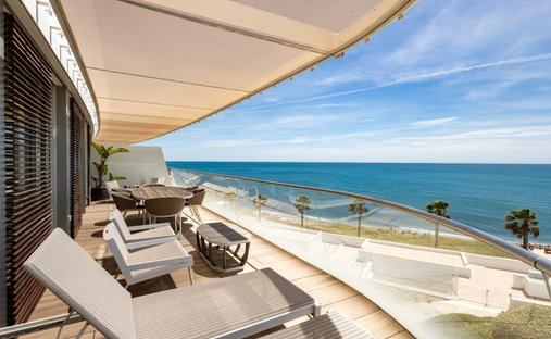 Wohnung in Estepona, Andalusien, Spanien 1