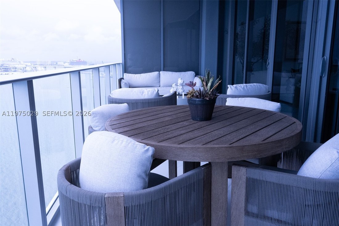 Condo in Miami, Florida, United States 5 - 17350271