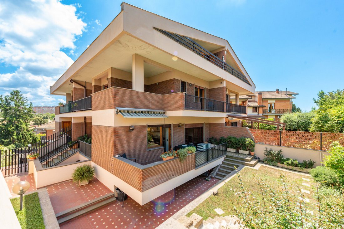 House in Spinaceto - Mezzocammino, Rome, Lazio 1 - 18133756