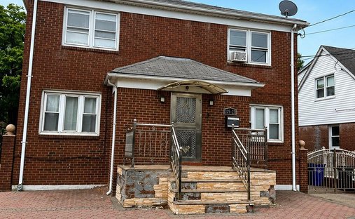 House in New York, New York, United States 1