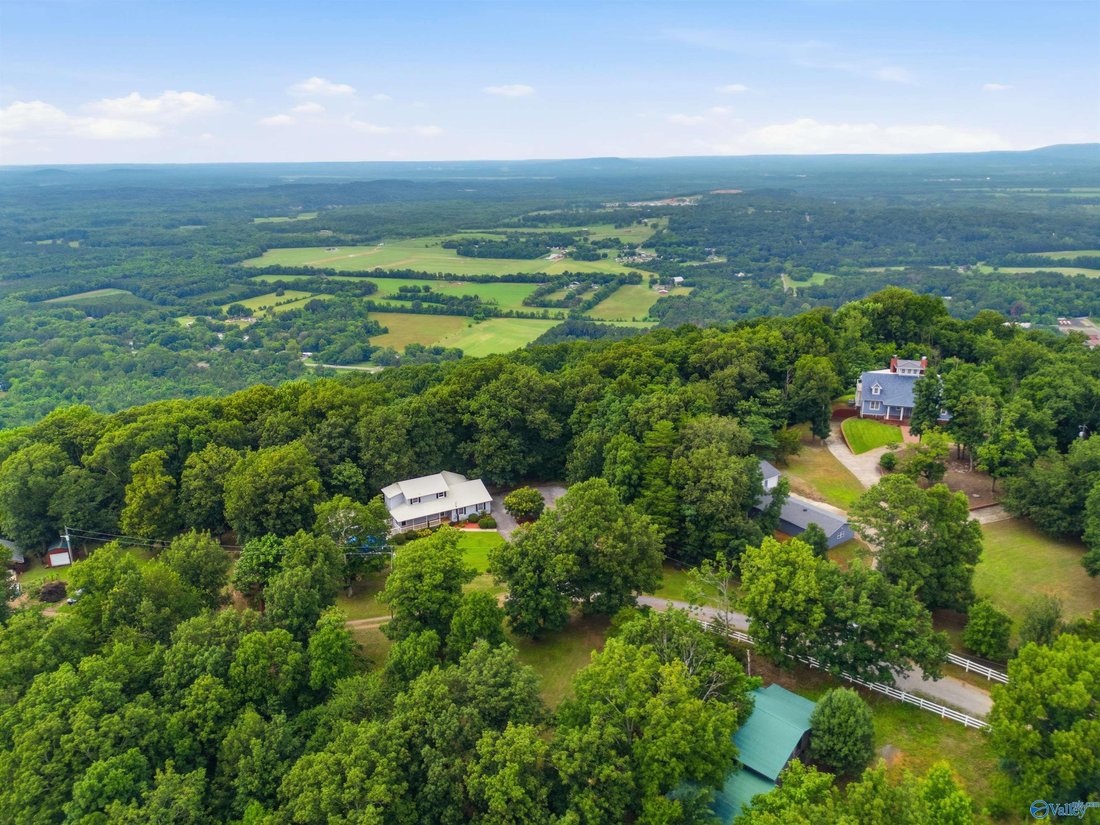 House in Laceys Spring, Alabama, United States 5 - 17680259