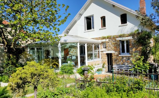 House in Nord Yvette, Saint-Rémy-lès-Chevreuse, France 1