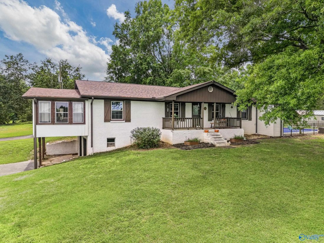 Farm Ranch in Hazel Green, Alabama, United States 2 - 18129277