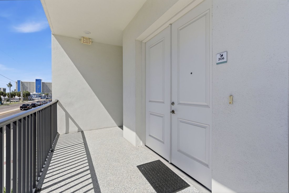 Condo in Madeira Beach, Florida, United States 4 - 11932719