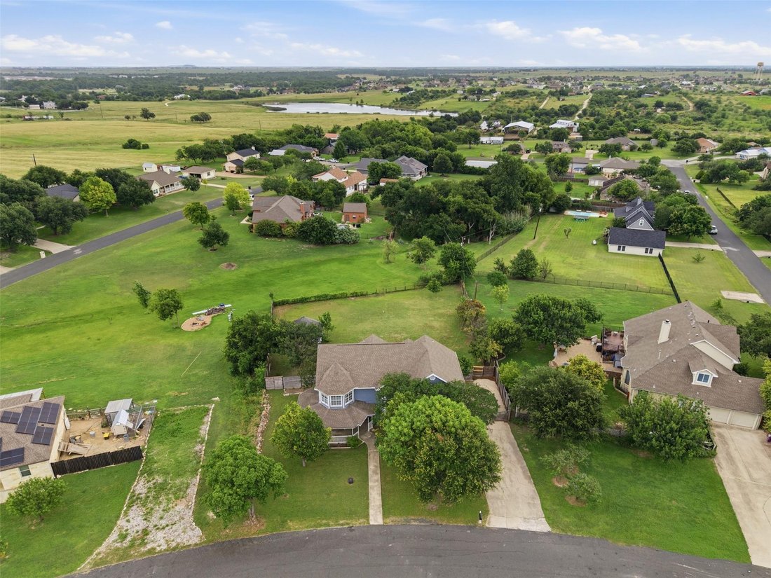 House in Hutto, Texas, United States 2 - 18133074