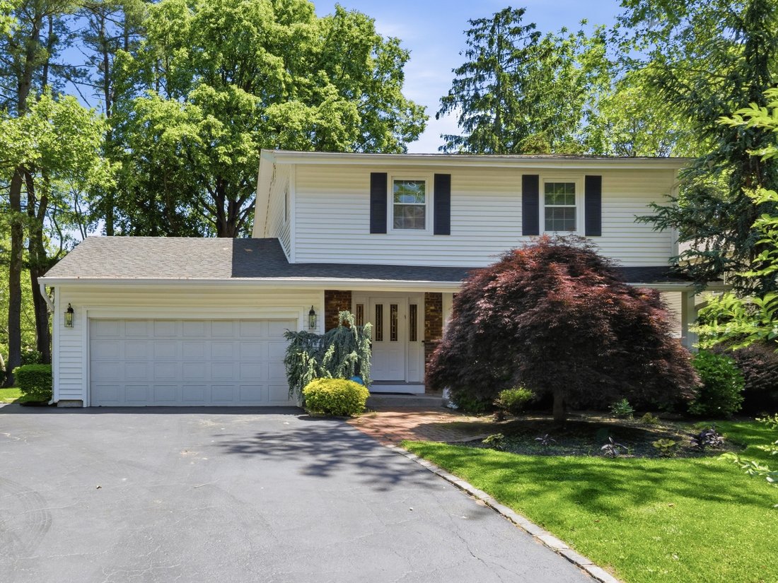 House in Port Washington, New York, United States 1 - 18040006
